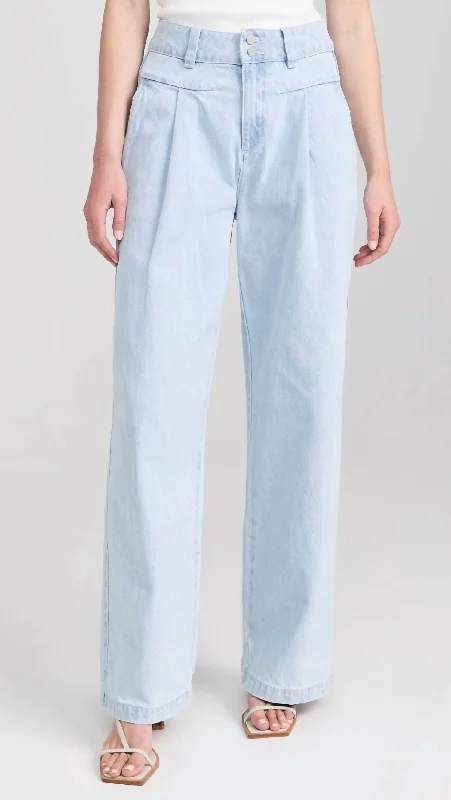 Pleated Iris Pant In Light Blue