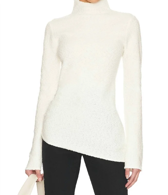 V - Neck Women Sweater to Elongate the NecklineDeal Long Sleeve Sweater In Ivory