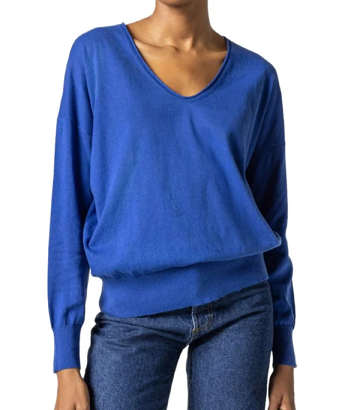 Button - Down Women Sweater for a Versatile LookRelaxed Sweater In Cobalt