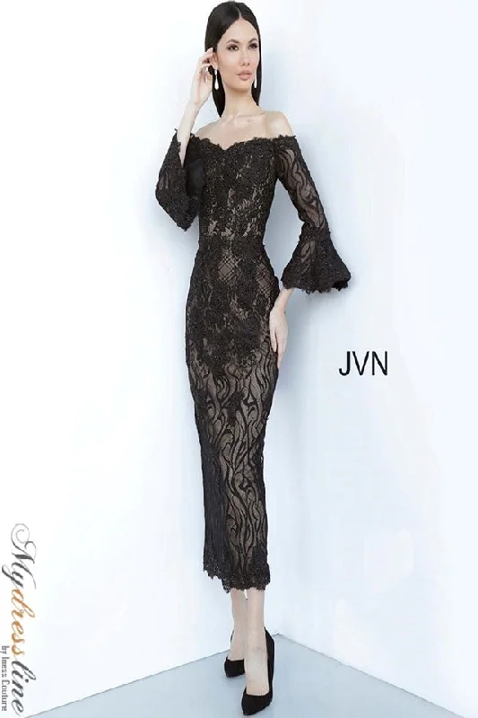 Empire Waist Women Dress to Accentuate the Bust and Conceal the WaistJovani JVN2241