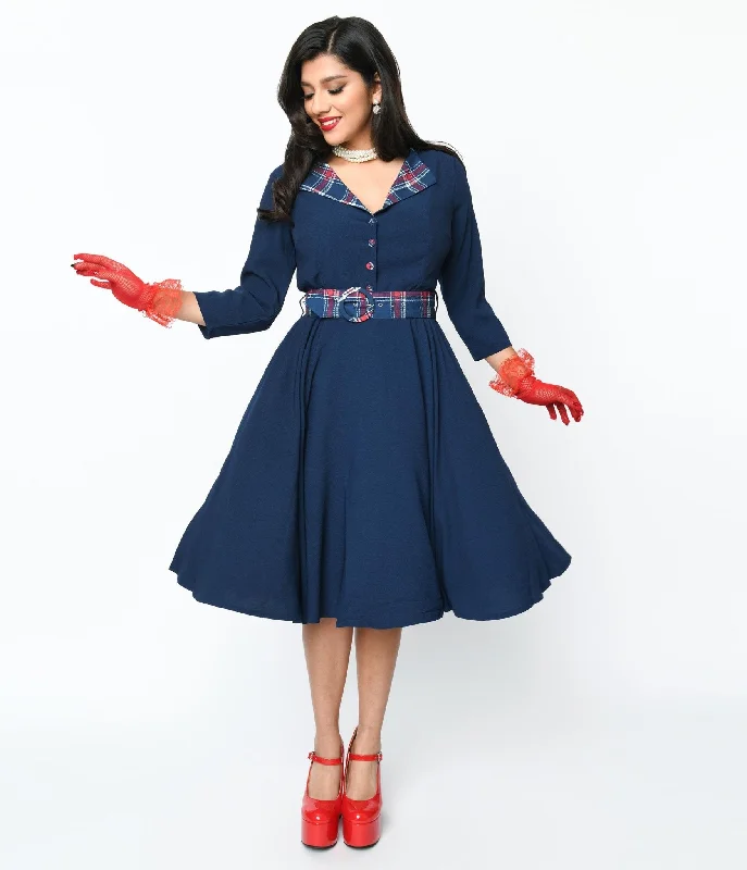 Halter Neck Women Dress to Show Off the Shoulders and NecklineNavy & Plaid Contrast Lynette Swing Dress