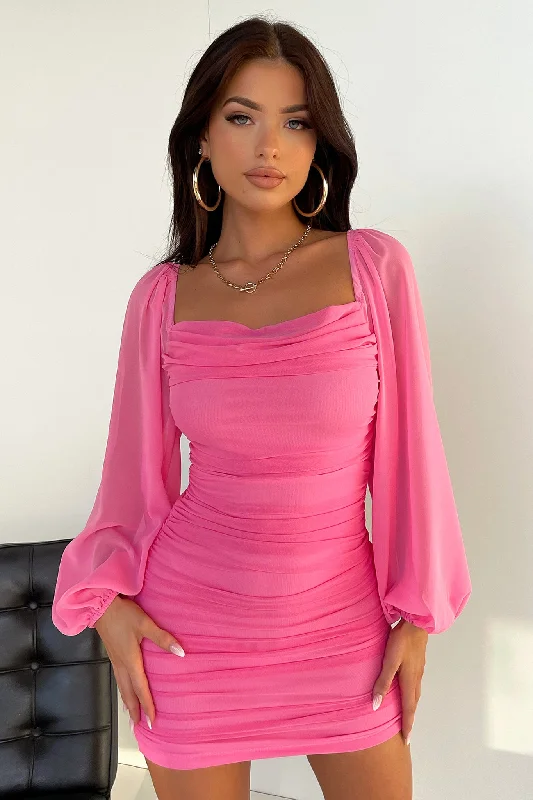 Long - Sleeve Women Dress in Velvet for a Luxurious Winter LookOctavia Dress - Pink