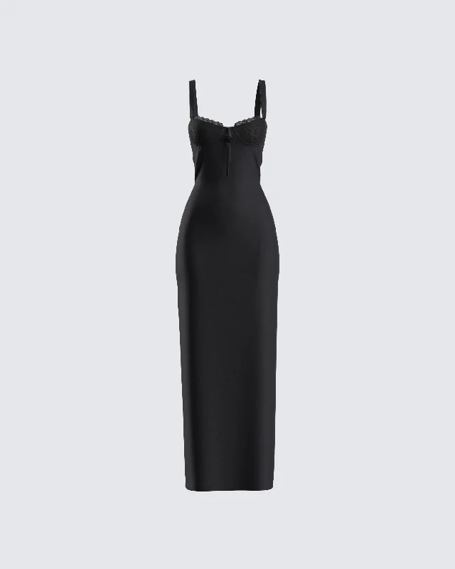 Shift Women Dress with a Simple and Classic Design for Everyday WearSalma Black Maxi Dress