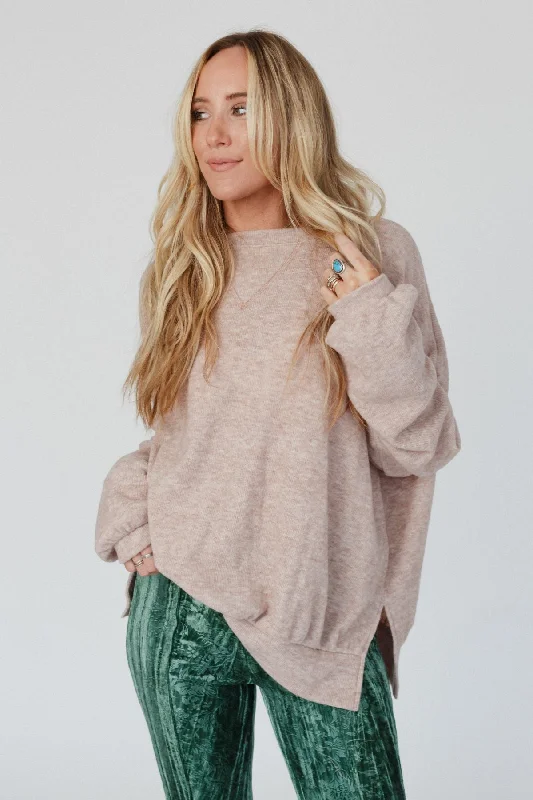 Long - Sleeve Women Sweater with Ribbed CuffsThe Nest Brayden Oversized Pullover - Sand