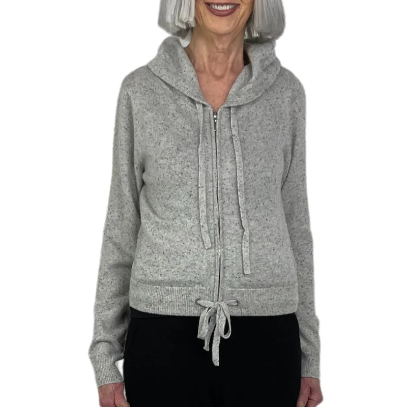 Oversized Women Sweater for a Cozy and Fashionable LookEASTON CROP ZIP HOODIE