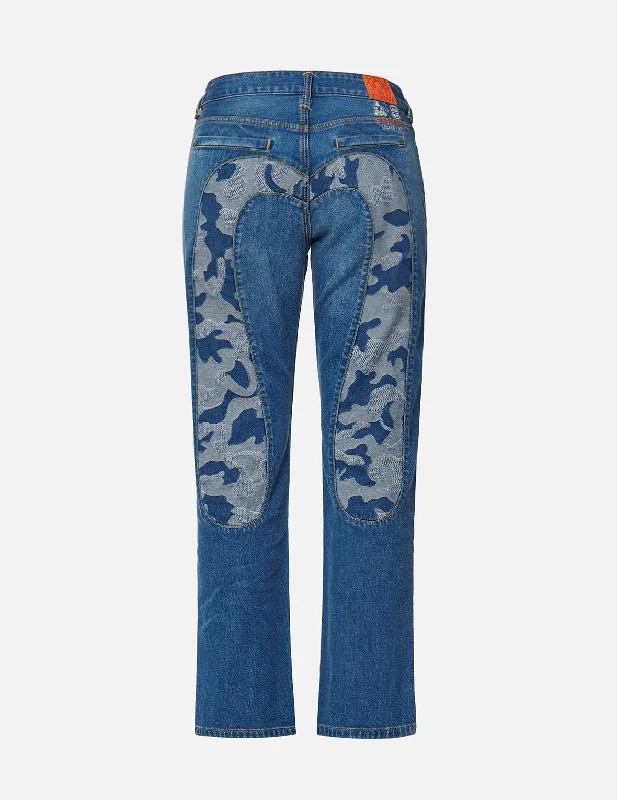 Mom jeans for a nostalgic and casual lookCamouflage Jacquard Daicock Insert Boyfriend Jeans