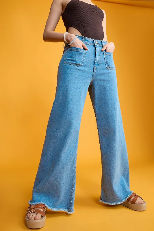 Button - fly women jeans with a traditional touchMarine Fit Light Blue Denims