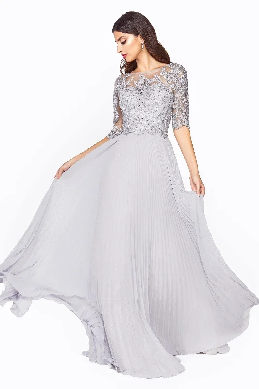 Lace - Embellished Women Dress for an Elegant and Sophisticated AppearanceCinderella Divine HT090 Long Formal Mother of the Bride Chiffon Dress