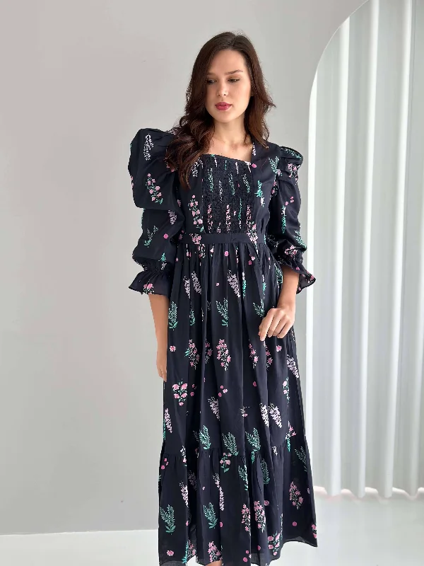 Ruffled Women Dress with Multiple Layers for a Playful and Girly StyleBerry Black Floral Dress