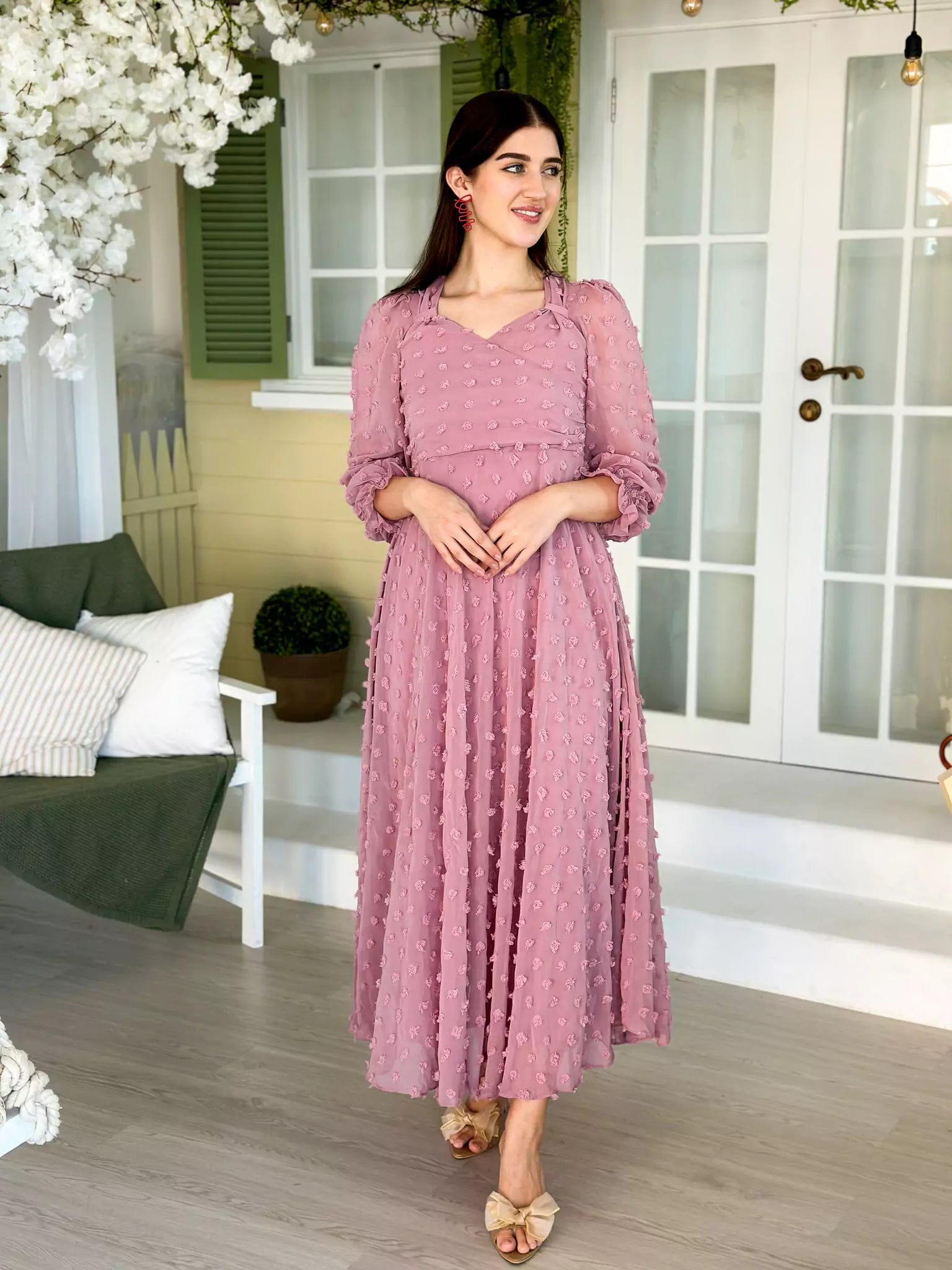 Long - Sleeve Women Dress in Velvet for a Luxurious Winter LookGlacial Texture Dress - Pink