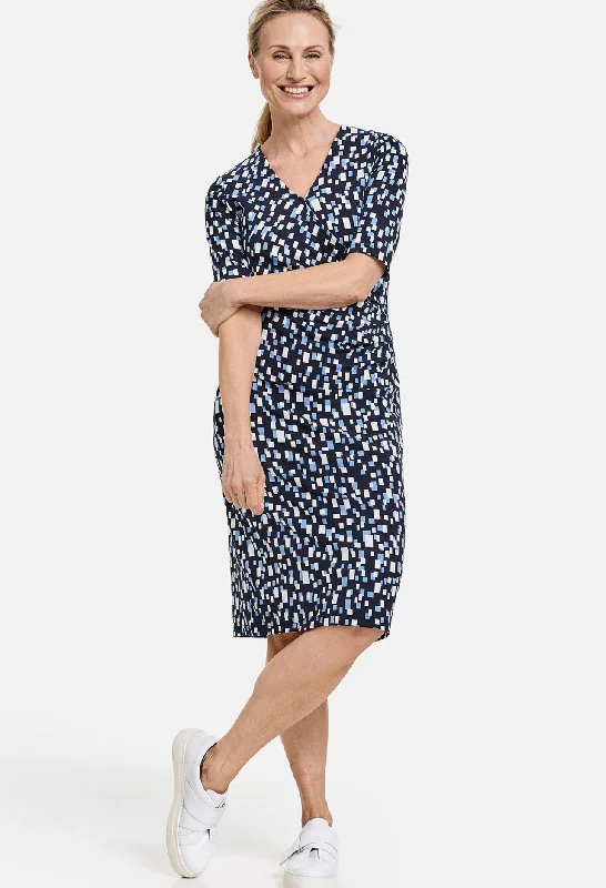 Sheath Women Dress with a Tailored Fit for a Professional LookGraphic Print Dress