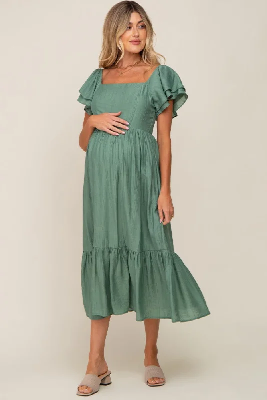 Maxi Women Dress with Floral Print for a Bohemian VibeGreen Flutter Sleeve Maternity Midi Dress