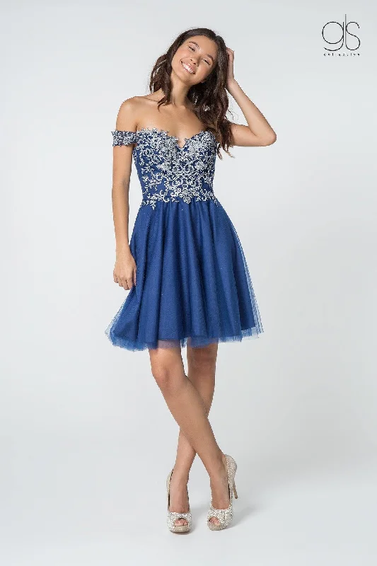 Pleated Women Dress with a Timeless and Elegant TextureHomecoming Off Shoulder Prom Short Cocktail Dress