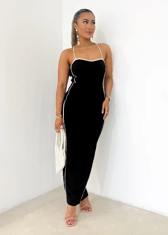 Halter Neck Women Dress to Show Off the Shoulders and NecklinePimi Maxi Dress - Black