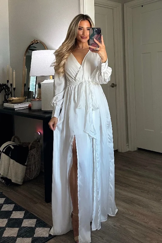 Mini Women Dress with a Short Hem for a Young and Trendy StyleWinter Beauty Satin Maxi Dress: White