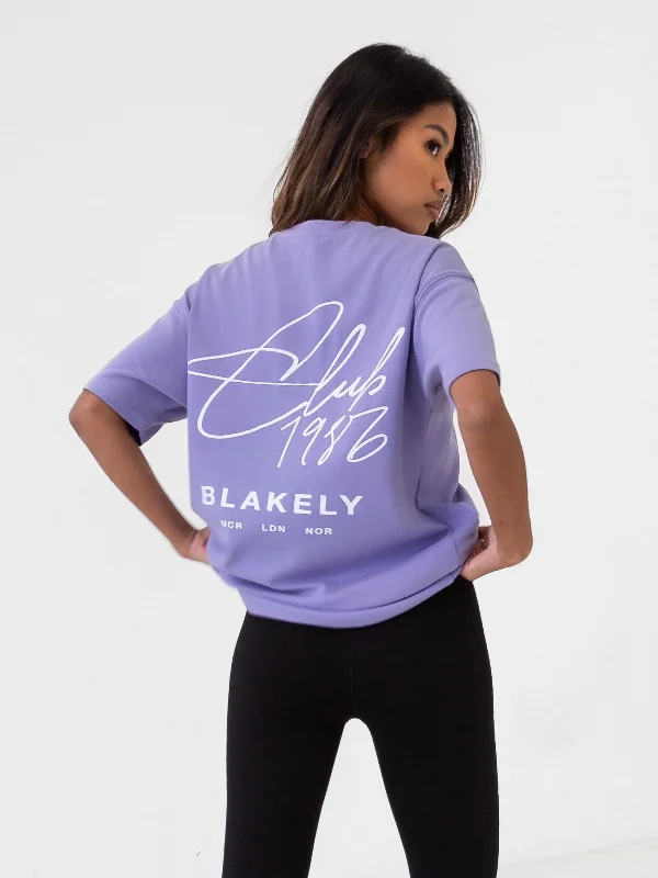 Pocketed Women T Shirt for Added FunctionalityClub Oversized T-Shirt - Violet