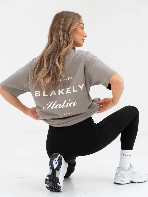 Moisture - Wicking Women T Shirt for Active LifestylesItalia Oversized T-Shirt - Stone Grey