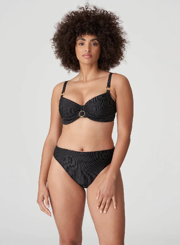 Convertible bikini that can be worn in multiple styles for versatilityPrimaDonna Swimwear: Solta Full Cup Bikini Top Black